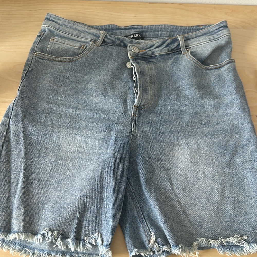 Rehab label Jean shorts
